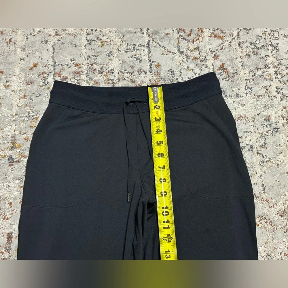ATHLETA black Joggers size XS